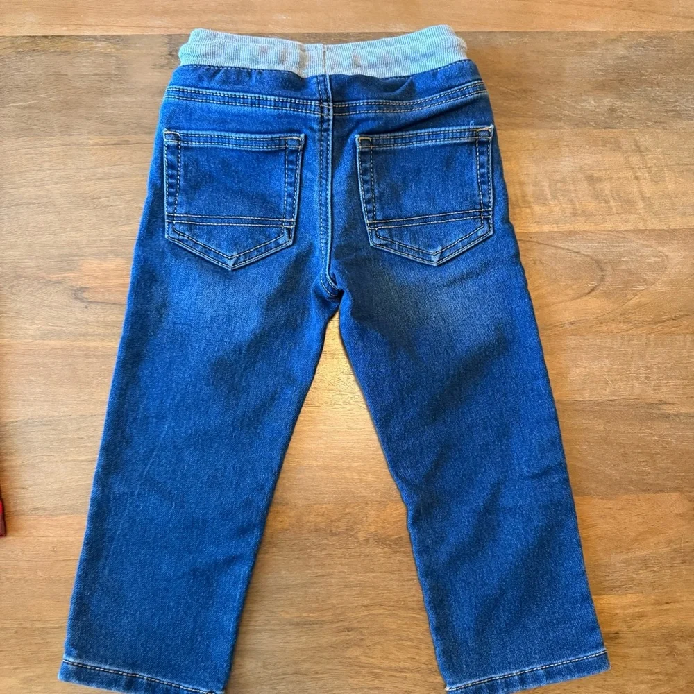 Boys Red Plaid Shirt and Blue Jeans Set - 3T holiday Christmas festive 🎄❄️ - Picture 5 of 6